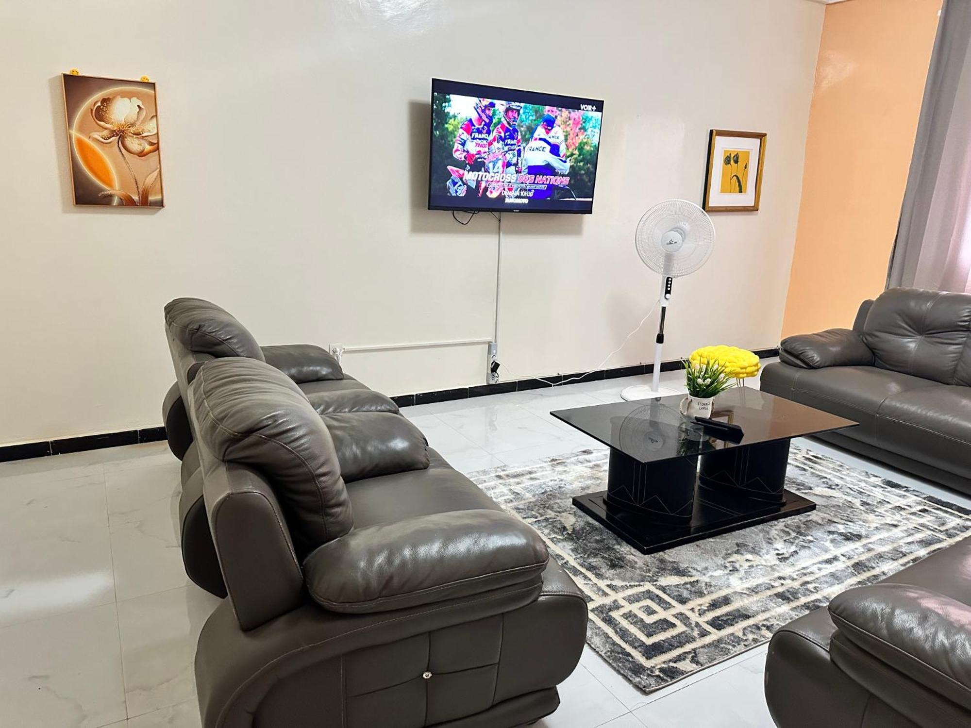 Residences Primis Thies - Appartements Et Chambres Zewnętrze zdjęcie